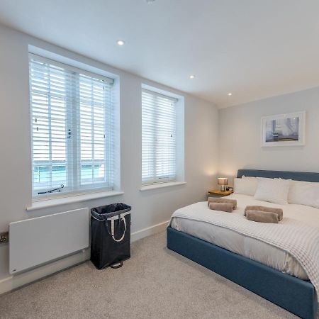 Pass The Keys Dahlia Contemporary Town Centre Apartment Shrewsbury Exterior photo